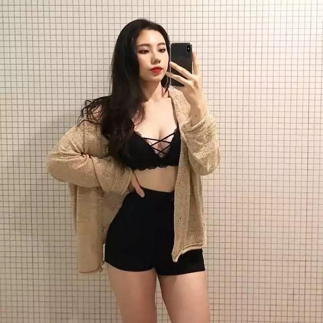 她减掉半个自己，瘦下来连整容的钱都省了!