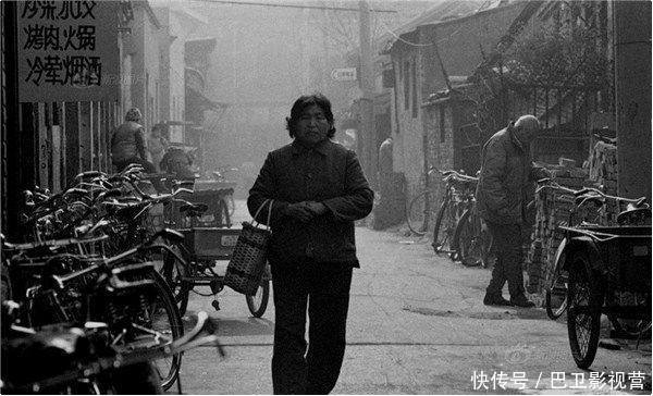 镜头下：８０年代北京那些老照片催人泪下，每一张都是满满的回忆