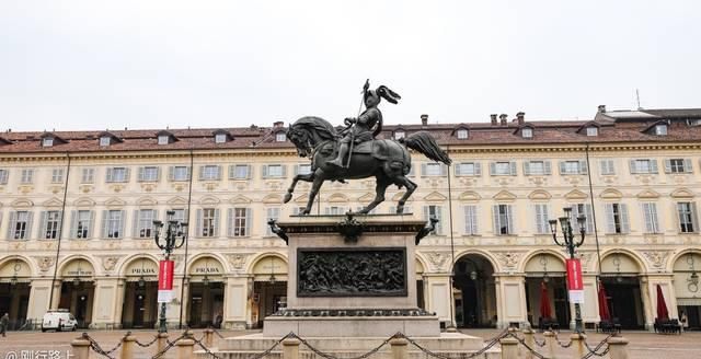 漫步在都灵街头,彷佛走进了一个古老的博物馆,这里是意大利第三
