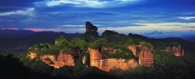  「慢慢」中国212个AAAAA景区全在这里, 存起来, 慢慢走完!