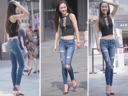 低腰紧身牛仔裤搭配肚脐装才够美,你看了就知道有多美!