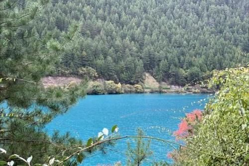 四川有一处名满全国的景区，开业一条规定，把游客拒之门外