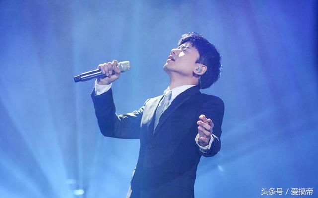 那些说大话的明星，杨颖想要炸飞机，张杰核磁共振戴耳机，打脸没