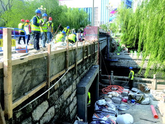  『建箱』济南南门桥下建箱涵通道 环城公园步道不再“卡脖子”