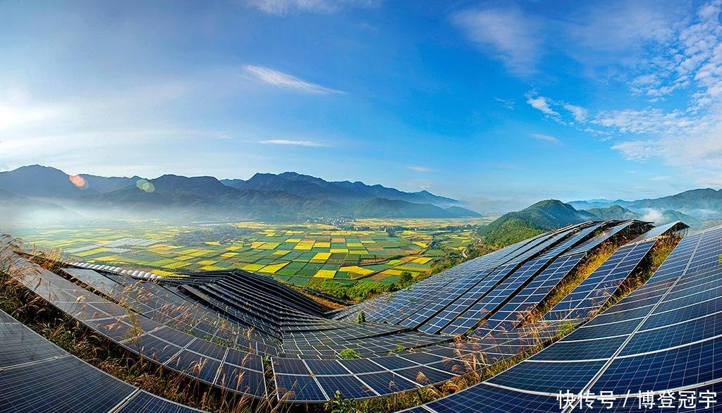  绵延：全球最大光伏电站，耗资88亿，绵延40公里全是光伏板！