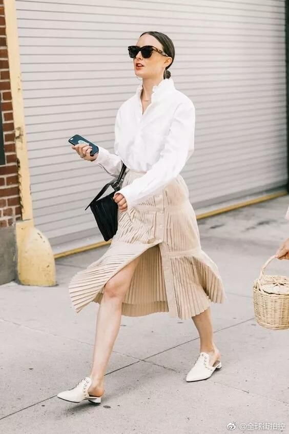 初秋的天气就最适合穿这样的鞋，时髦又有层次感!