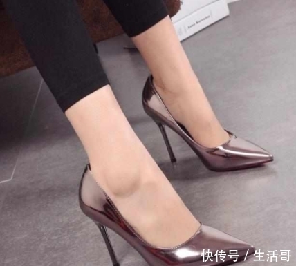  工作|尖尖的高跟鞋穿上优雅的女性气质, 展现出工作场所的直率和干练气质