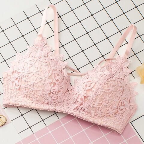 网友都说:晚上穿这一片式文胸，是个人都逃不出你的五指山