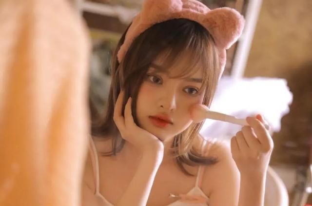  「坚韧」善良温顺却不柔弱的星座女，性子坚韧，能够以柔克刚