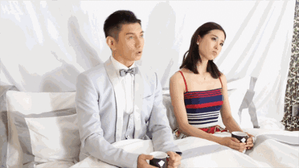 37岁的秦岚用妆容告诉你，姐只有18岁！却依旧风韵犹存！