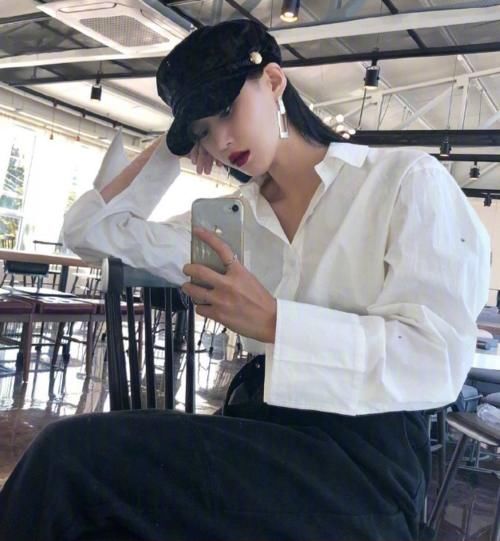 竟然■2020年太狠，竟然还有这么多硬核穿搭在等你，每一款都很出众