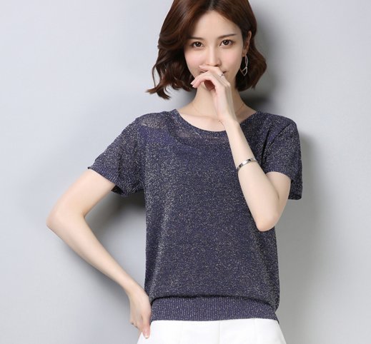 身材丰满就不要畏缩藏!试试如今巨火的紧身T恤，彰显女人好身材