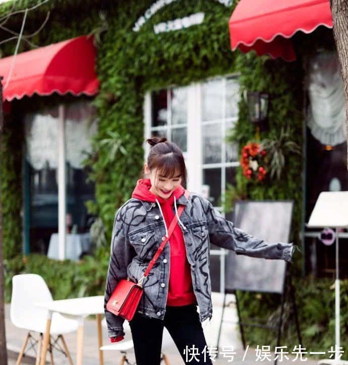 袁姗姗穿紧身裤的效果令我沉默了, 网友: 这双长腿能上T台了  ?