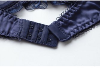 所有女人都需要的隐形文胸，无钢圈+聚拢效果，穿出曼妙好身材