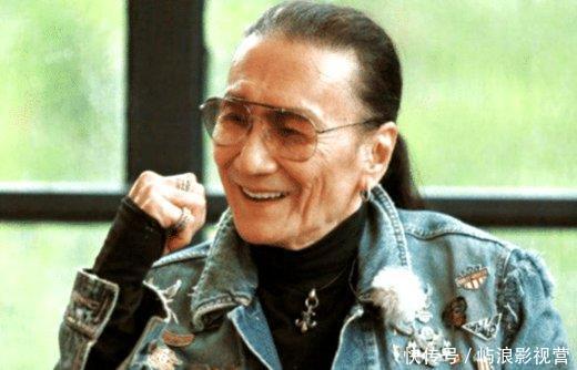 「张柏芝」年轻时谢贤有多厉害?李小龙与他合影都要靠边站,拍一部戏能买4栋楼!