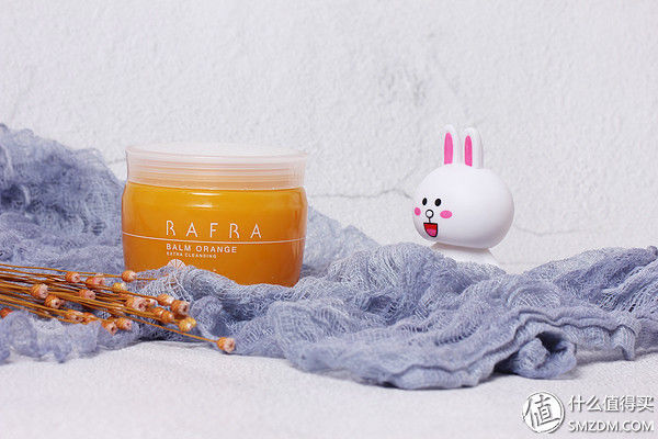 干皮星人分享几款好用还想回购的护肤、彩妆品