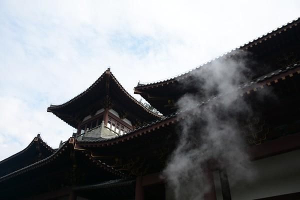「菠萝蜜」南宁:请打量这夜色