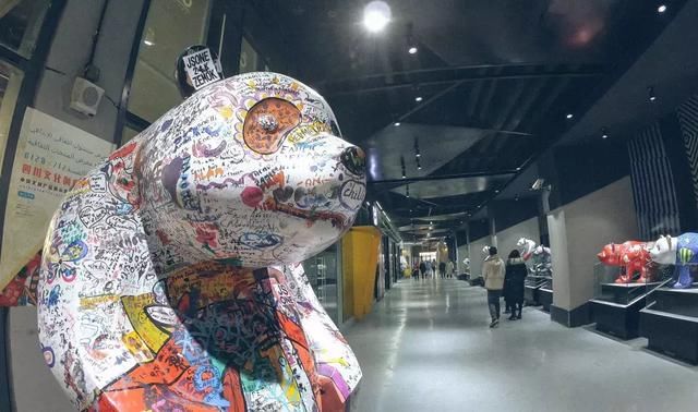 这个公园被外媒评为中国的“伦敦西区”，谁曾想它过去却是个工厂