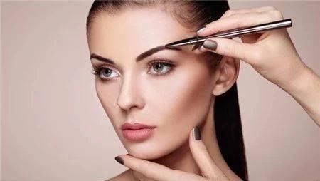 网红推荐的画眉方法真的实用吗？