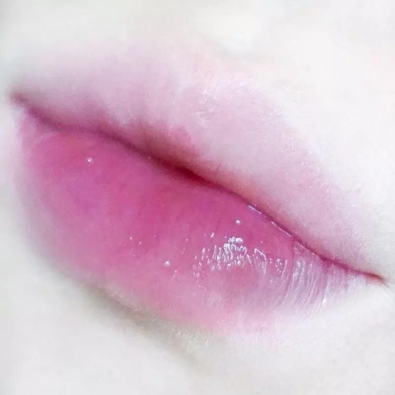 全智贤又又又又回来了!还记得她曾经带火全球的“人鱼唇”吗?