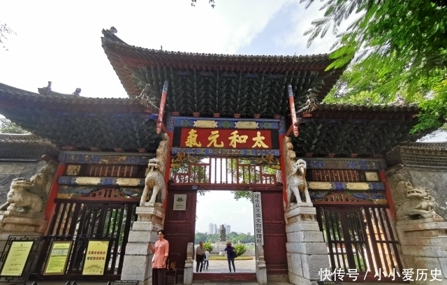 云南700多年古建筑,历经50多次扩建,8位皇帝赐金匾,全国罕有!