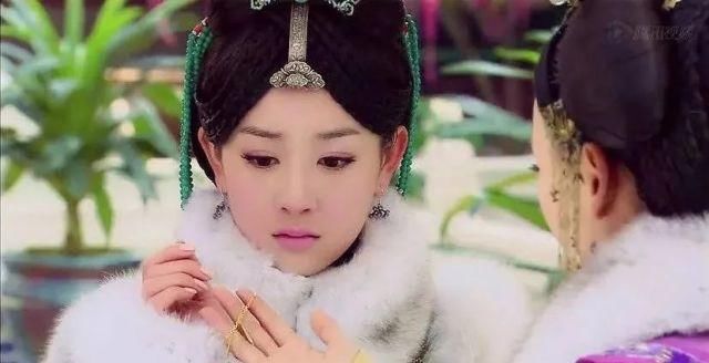  「摧毁」张檬，哪个亲自摧毁自身的女星