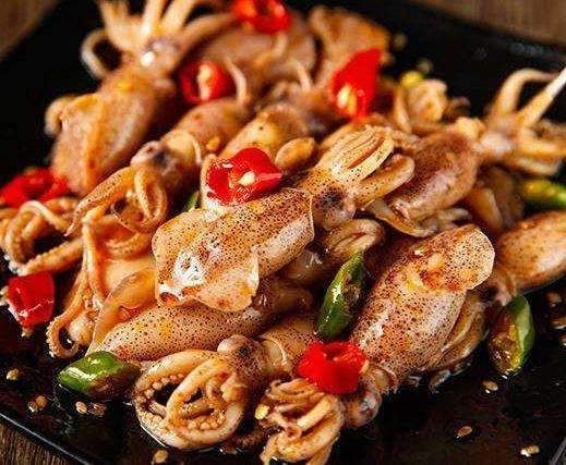  「海鲜」看海鲜新不新鲜，越是新鲜的，做法越是朴素！