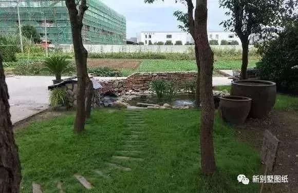 庭院设计|农村大叔手把手教你，一个人挖池塘，小院从此美美的