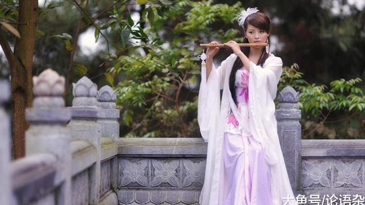 为什么女人不能穿太露的衣服?