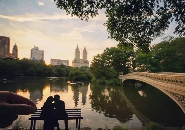 他果然是脑洞大开,把世界建筑都玩坏了!