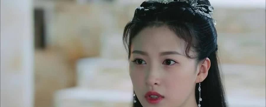 邝露■怪不得觉得《香蜜》的邝露仙子很眼熟，她竟出演过《微微一笑》？