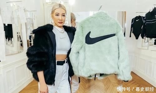  系列@优衣库联名款又双叒叕出来了，明天发售