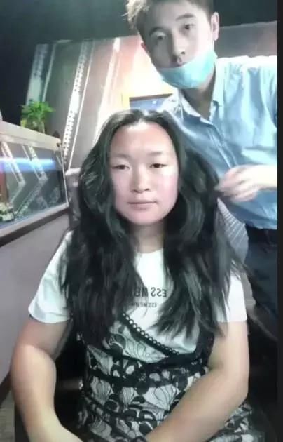 换脸级别的发型,大妈变少女,网友:整容也不过如此!
