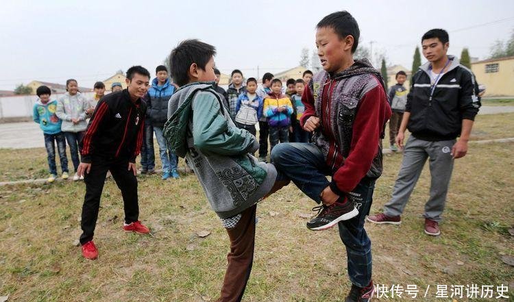  「生育」计划生育机构撤销，专家如今鼓励生育比当初计划生育更