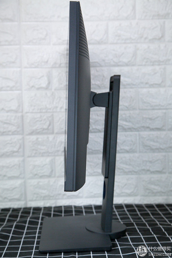 一款适合家用和工作的4K显示器?BenQ 明基 PD2700U显示器测评体验