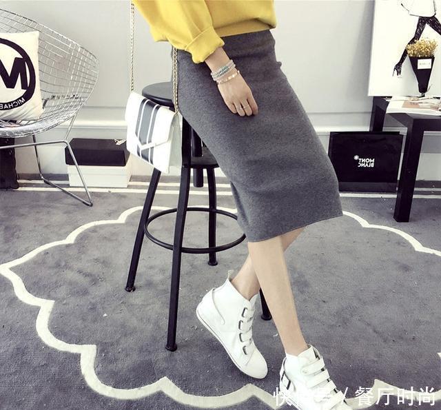 90后的职业女性, 穿短款包臀裙的时候别再搭配黑裤袜了, 不好看