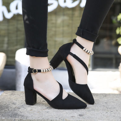 没有一双“冷美人”鞋，你的连衣裙再美也逊色，不信你看