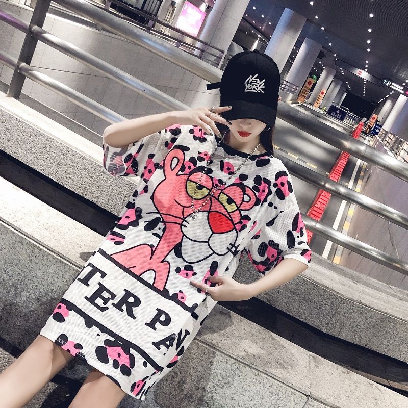 小清新风是最显美的，也是最显年轻的40左右的女人穿最合适不过