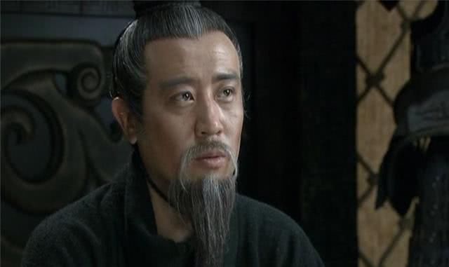【途径】关羽战败逃到麦城,途径马超的地盘,为何马超不救关羽?
