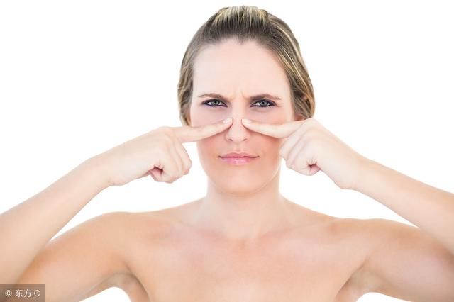 比黑头贴更好的是这两植物,不伤害毛孔,揉一揉搓出黑头