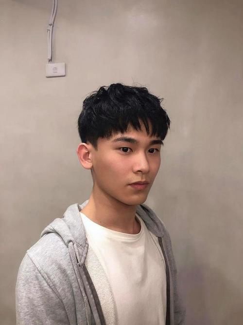  『卷度』12款韩国欧巴最撩妹发型，还不赶紧来一款?