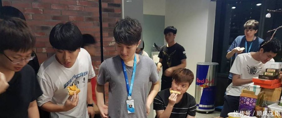 亚运会LOL预选赛进行中,LPL战队遇劲敌