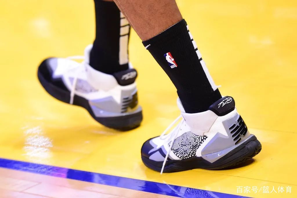  『球员』NBA球员上脚：伦纳德的NB篮球鞋，除了签名鞋还有低帮版！