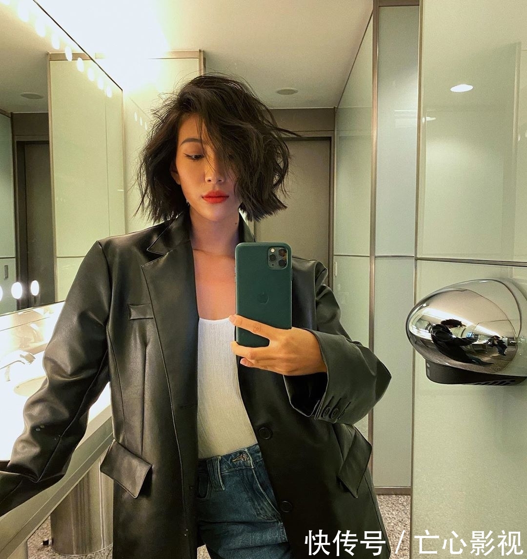  [皮衣]传统西装外套失宠了？超模肯豆、贝拉的西装皮衣外套你GET了吗