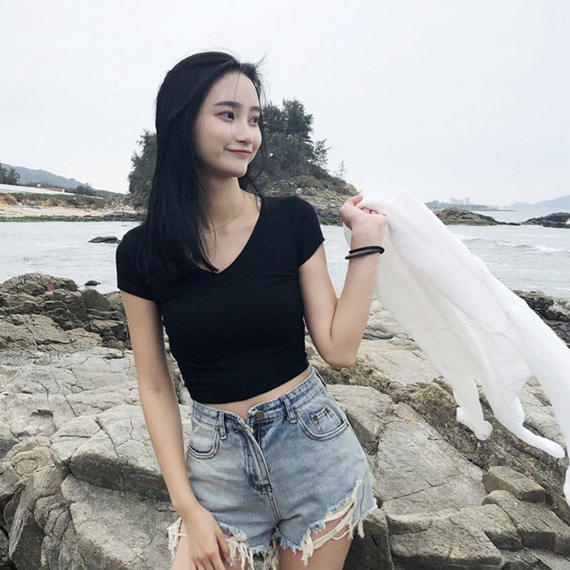 好身材的女人更该穿紧身装，秀出S迷死人，回头率必须杠杠的