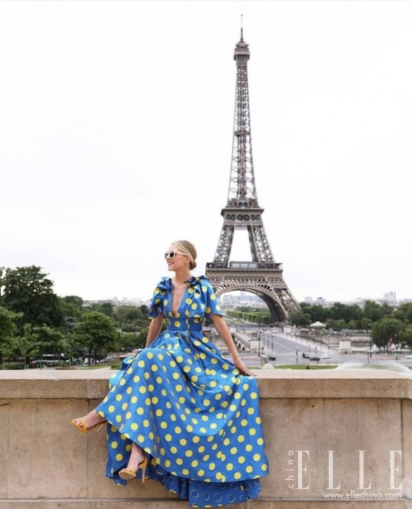 夏天的花裙子可以穿多美？看完想入！