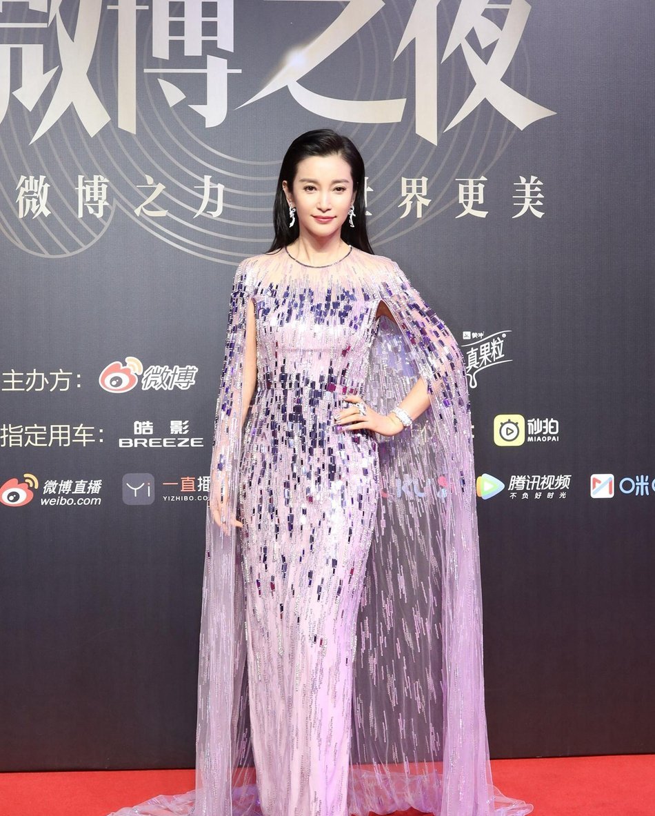 「 刘亦菲」吉娜宋茜PK小蛮腰，佟丽娅比刘亦菲还仙女，杨紫郑爽艳压baby