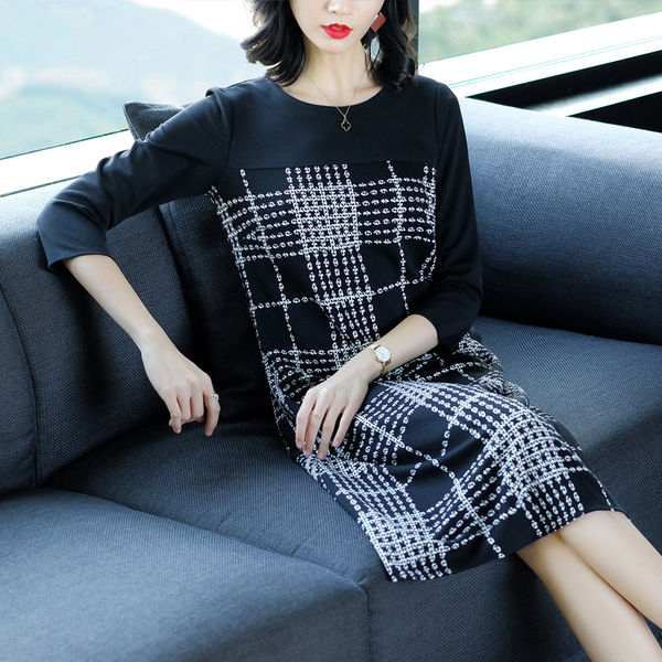 媳妇,别再穿黑裤子了,国庆流行穿这种连衣裙,件件美丽动人