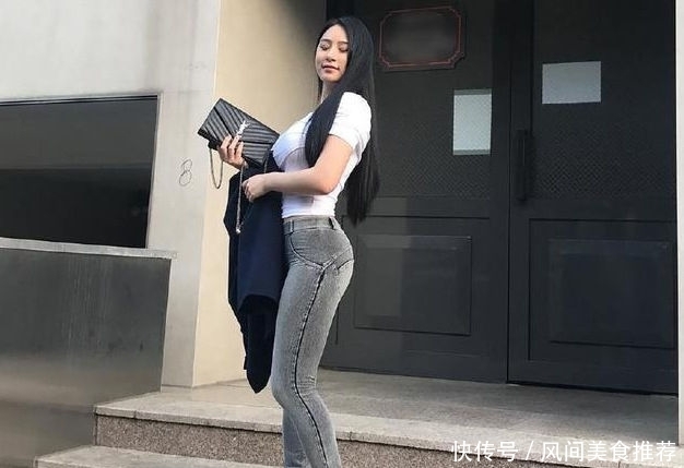  [有型]精致有型的牛仔裤美女，呈现出女神的甜美感！