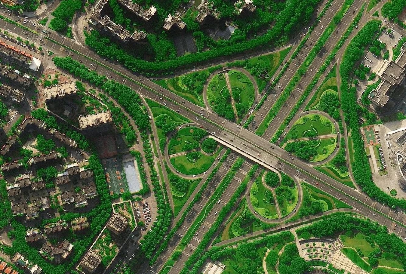  卫星：礼拜天松山湖上露天厕所注意天上 美国低轨道卫星拍东莞高